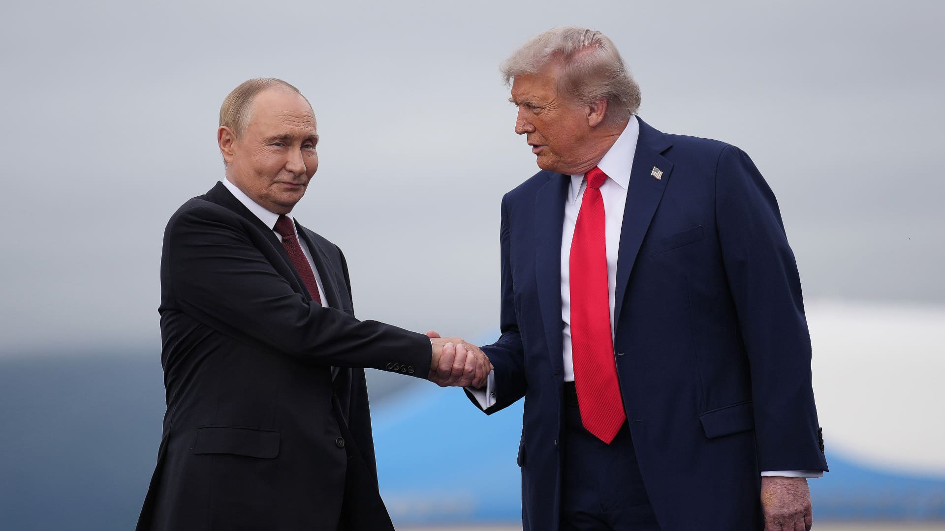 Trump strikes deal with Putin to supply Russian diesel to U.S. and global markets